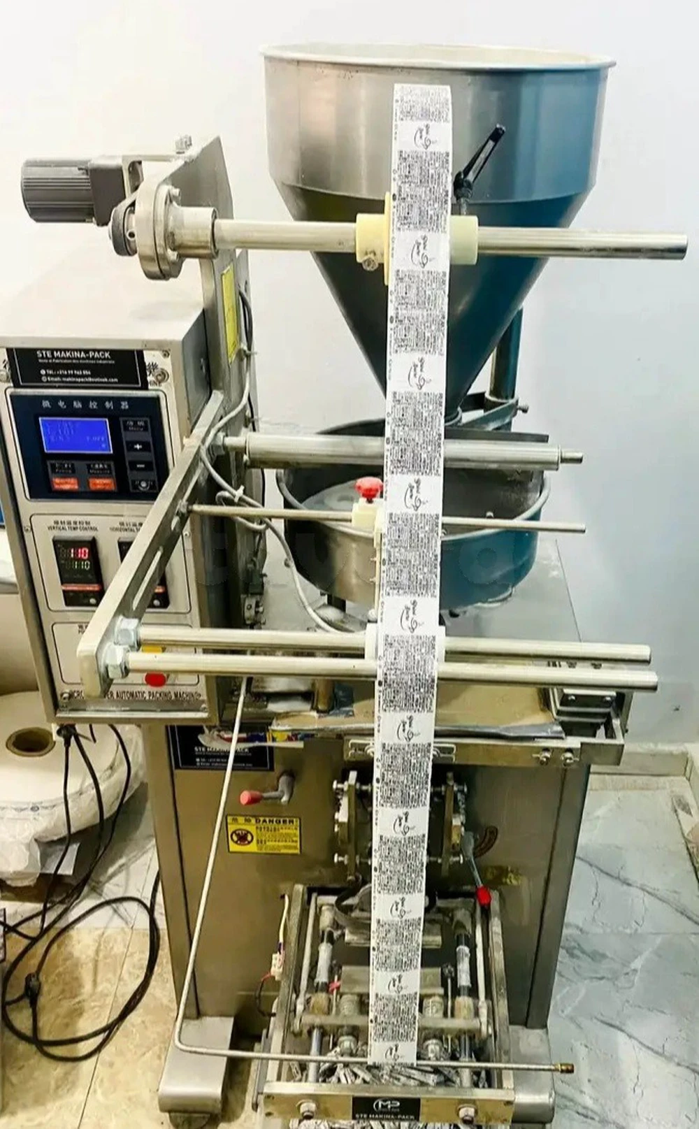 Machine oumballage sucre 5 gramme et fruits sec jusqu'à 100 grammes