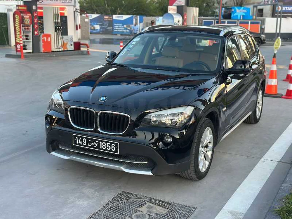 Carte voiture BMW X1