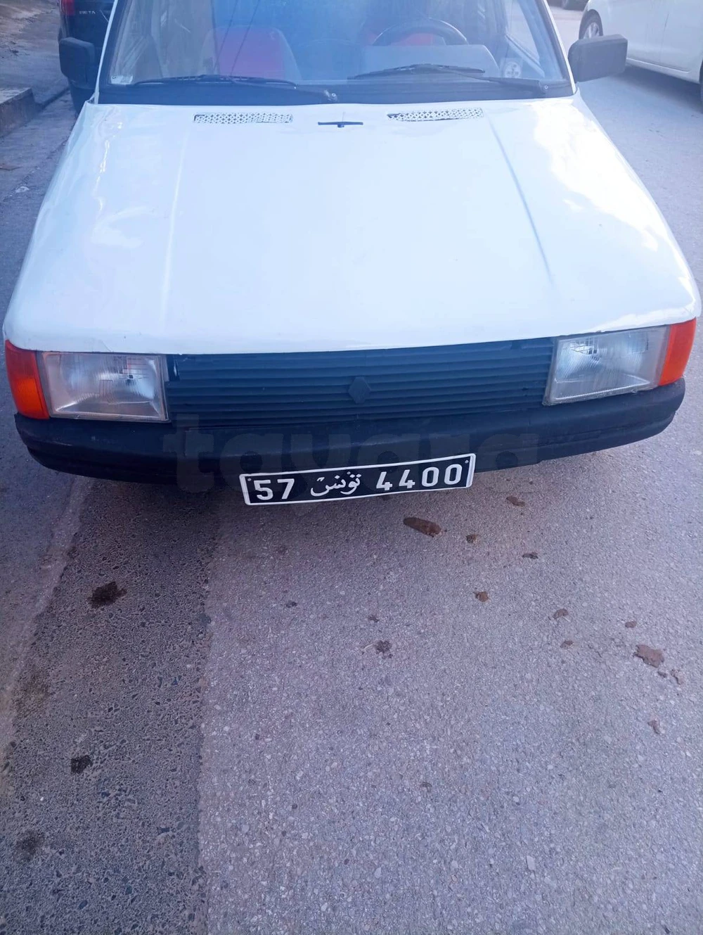 Carte voiture Renault R9