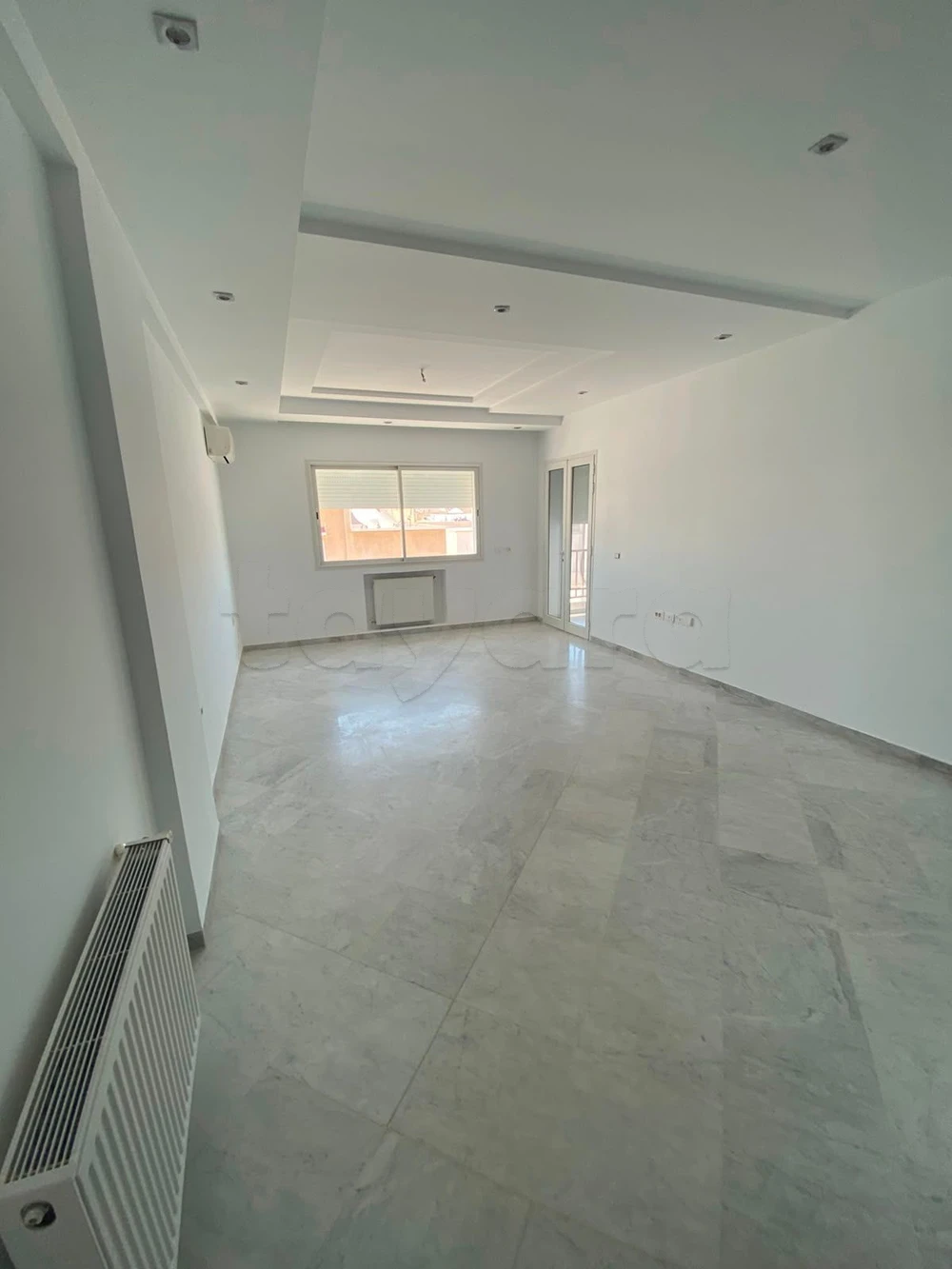 Bel Appartement S+3 au 3ᵉ Étage à Khézama Charkia