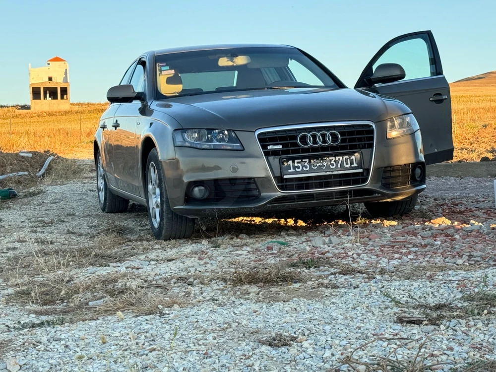 Carte voiture Audi A4