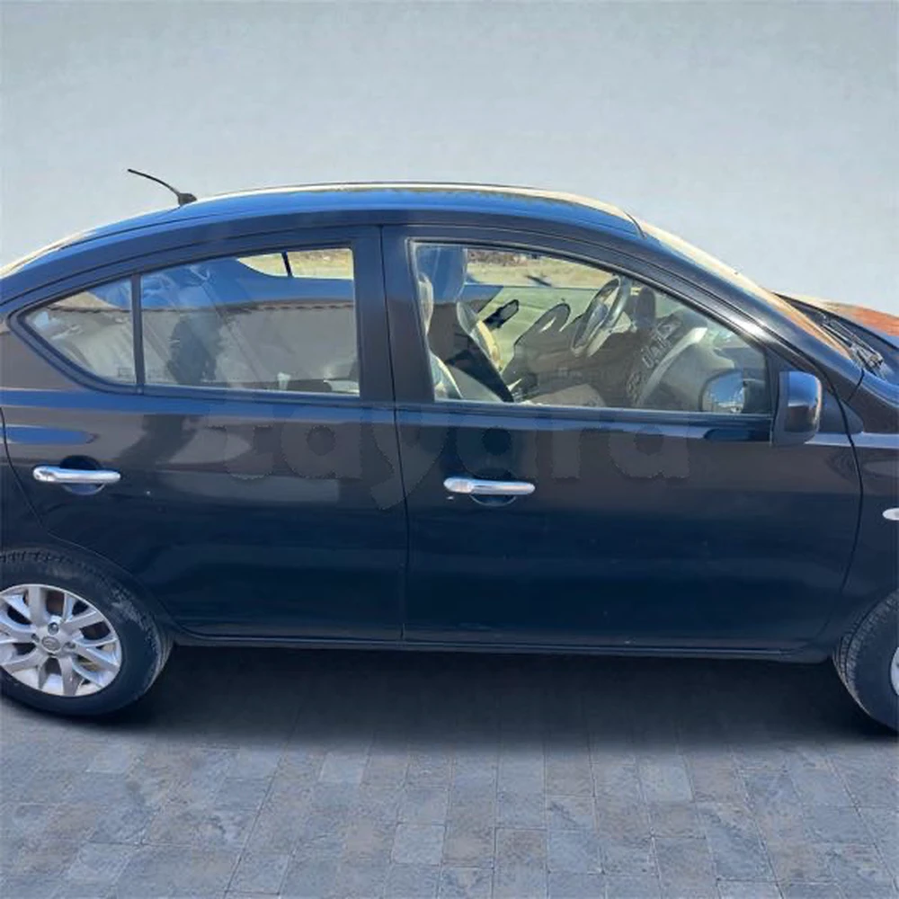 Nissan Sunny