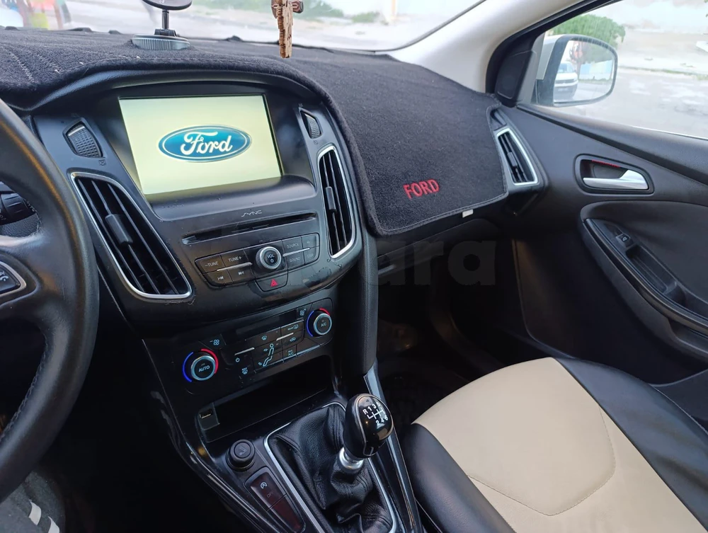 Carte voiture Ford Focus