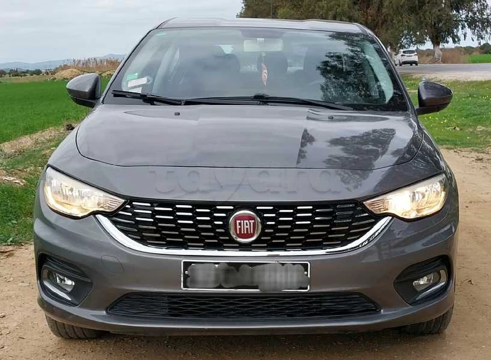 Carte voiture Fiat Tipo