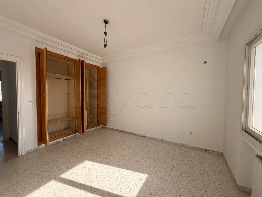 À louer un appartement S+2 à Dar Fadhal, La Soukra