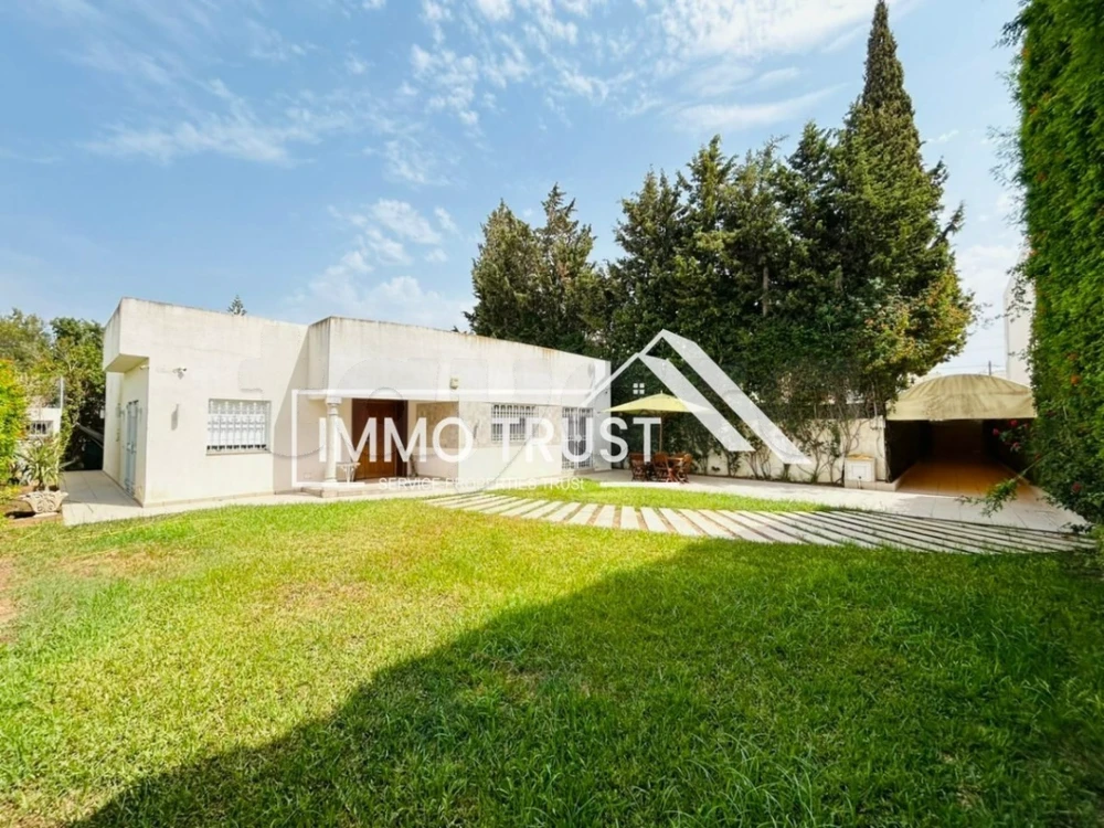 🏠Villa S+3 plain pieds avec jardin à La Soukra