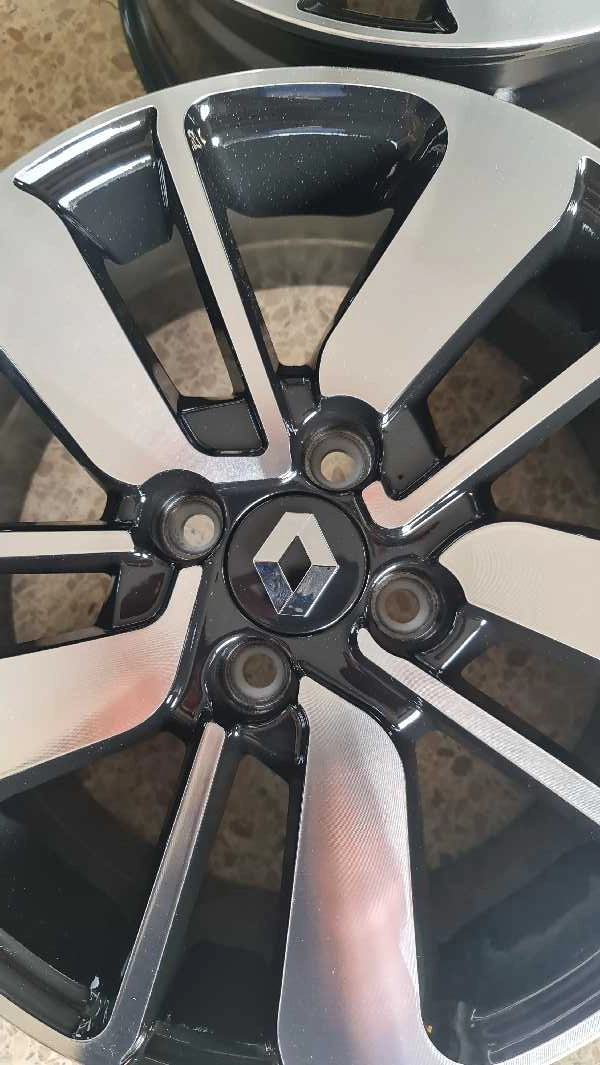 Jantes Clio 4 neuf pop life+ dynamique par 15