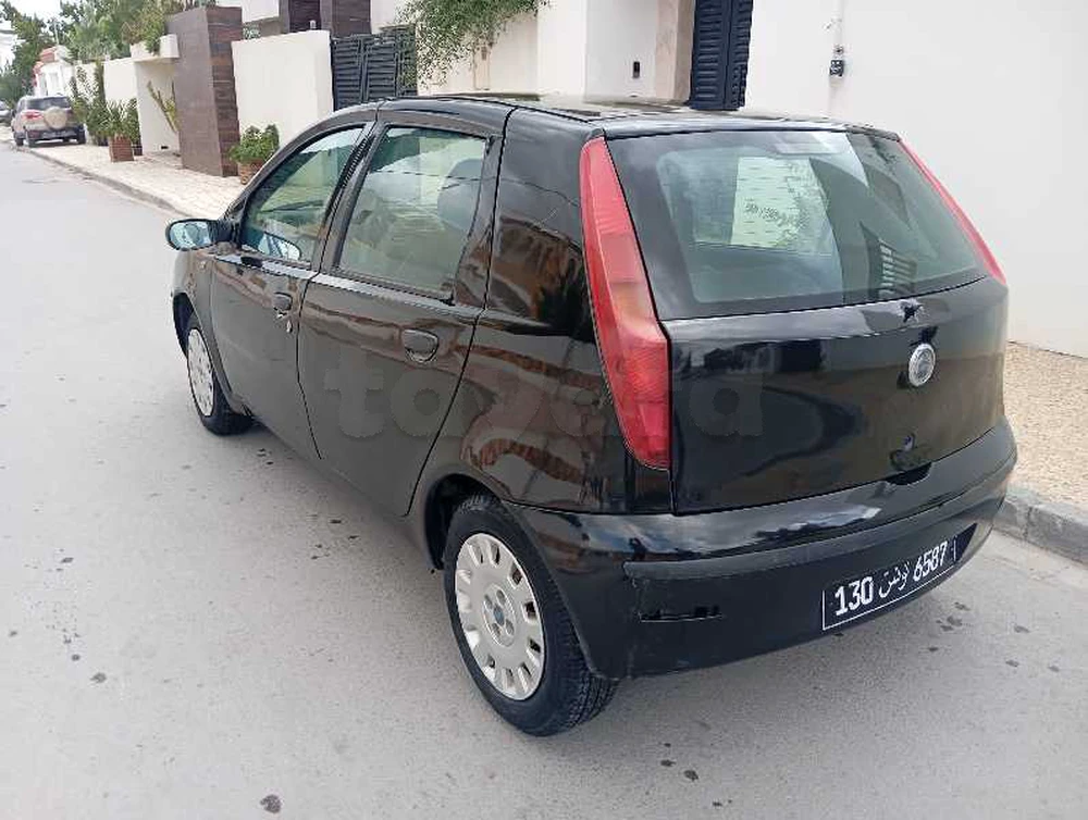 Carte voiture Fiat Punto