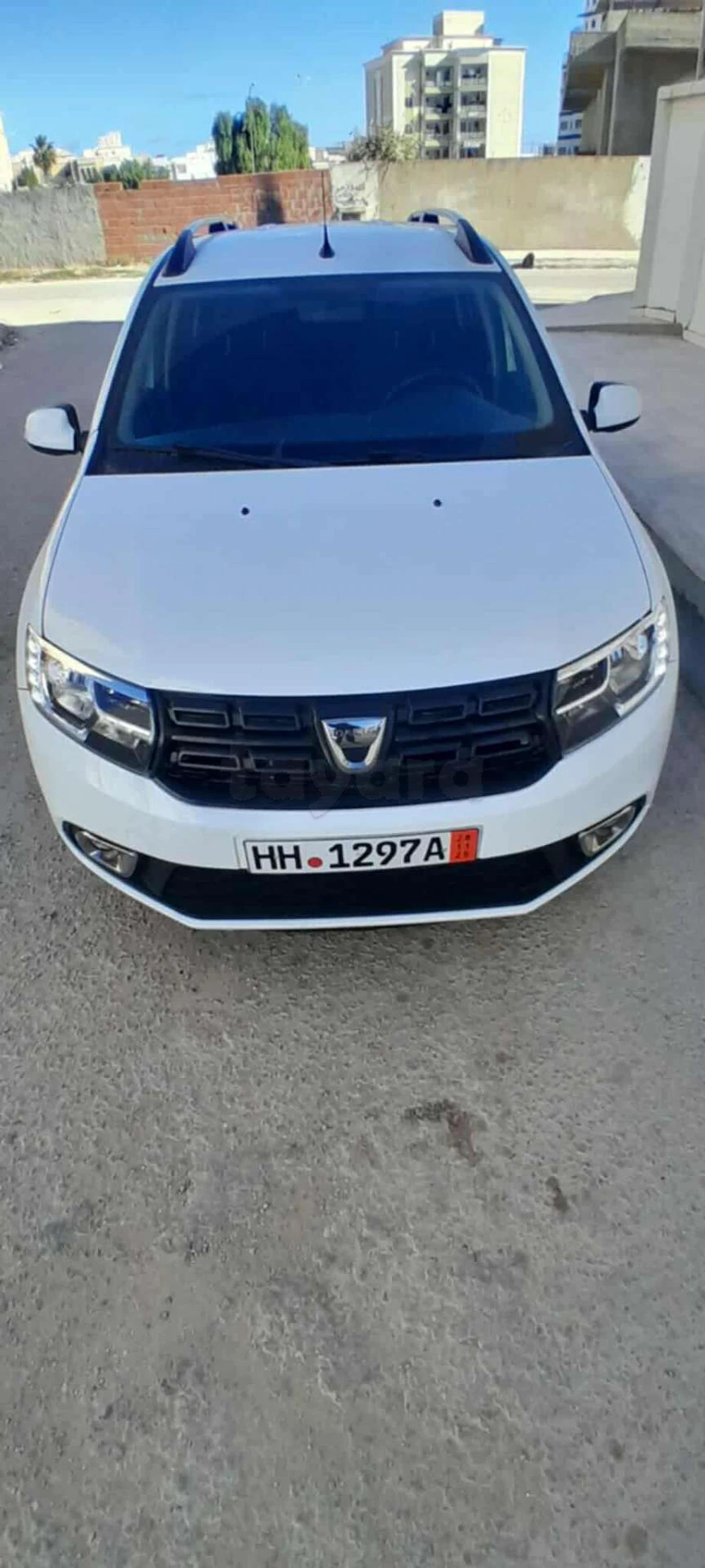 Carte voiture Dacia Logan