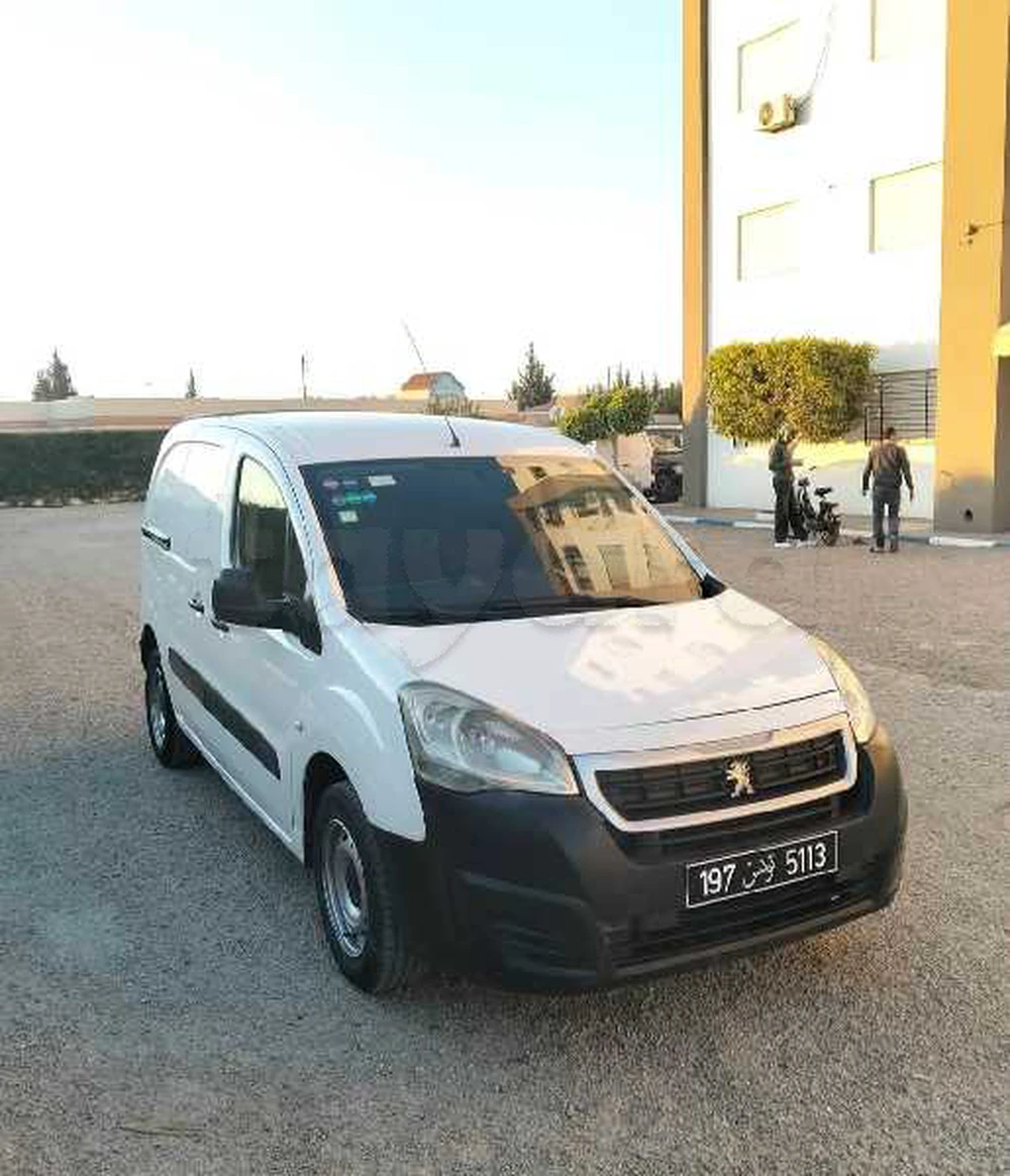 Carte voiture Peugeot Partner