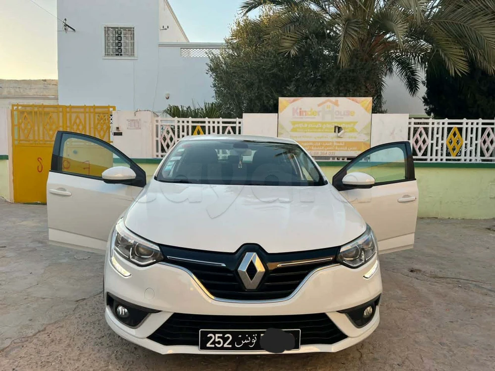 Carte voiture Renault Megane