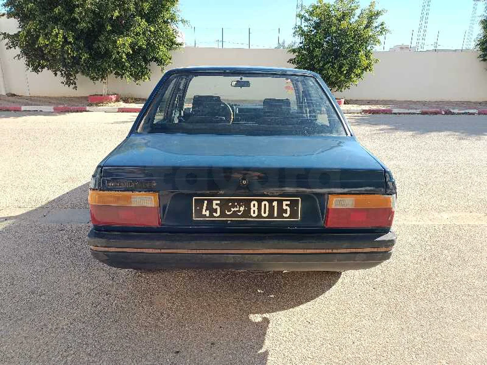 Renault R9