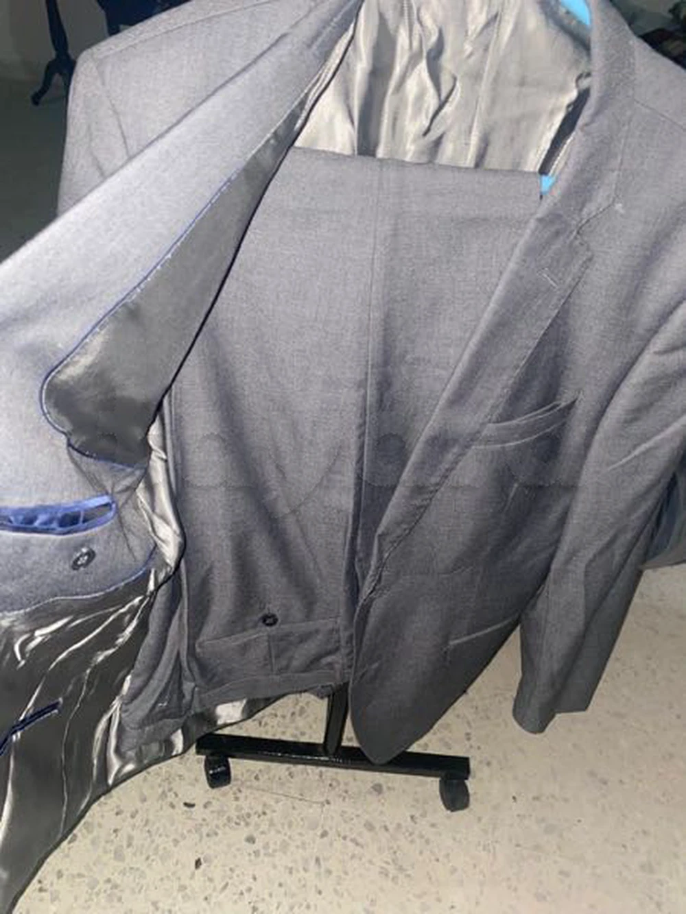 11 costume slim fit