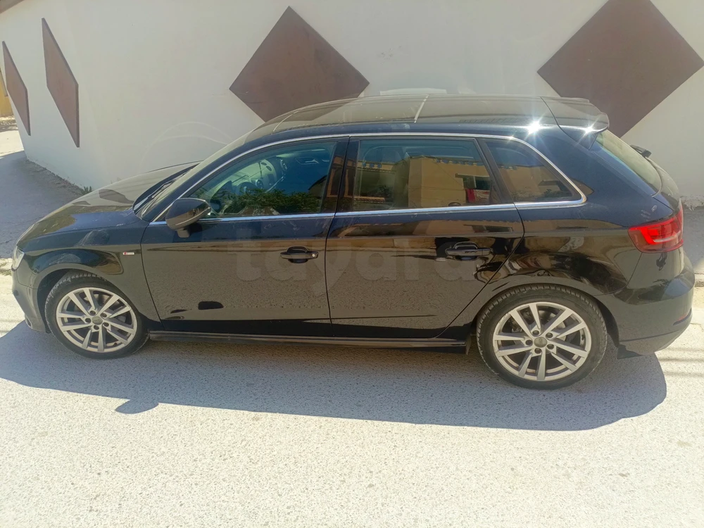 Carte voiture Audi A3