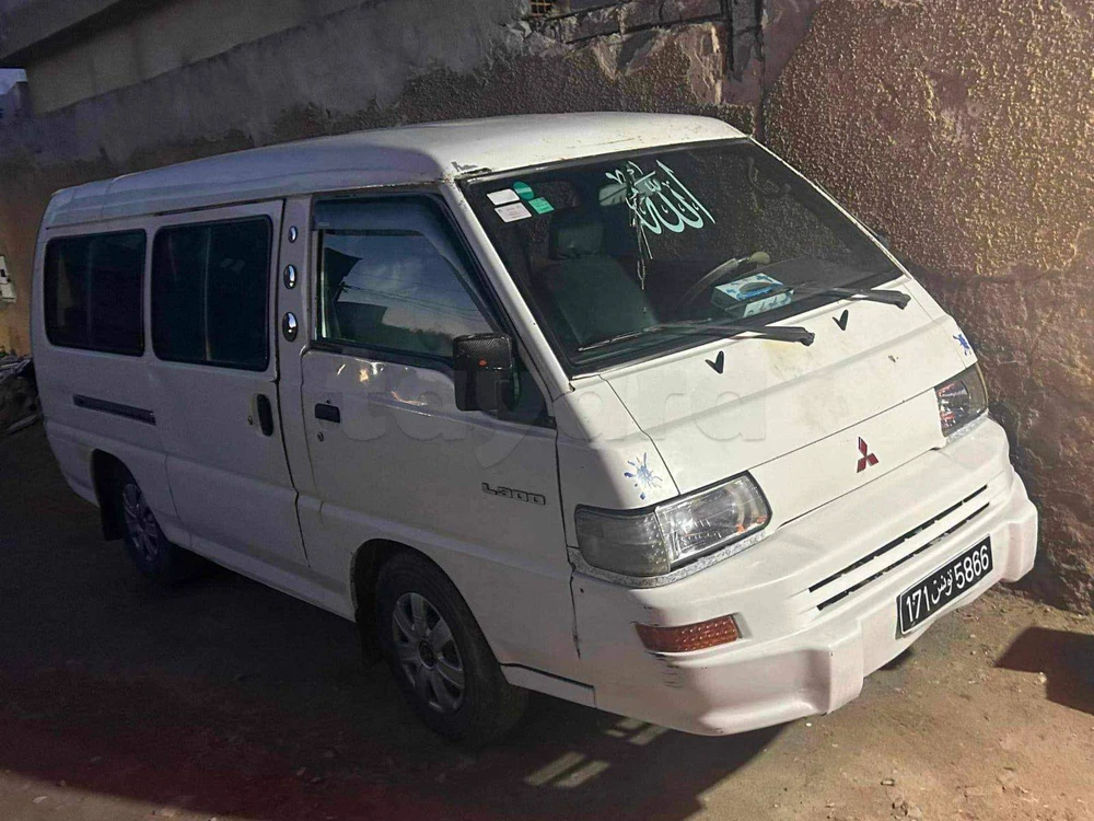 Carte voiture Mitsubishi Pick Up