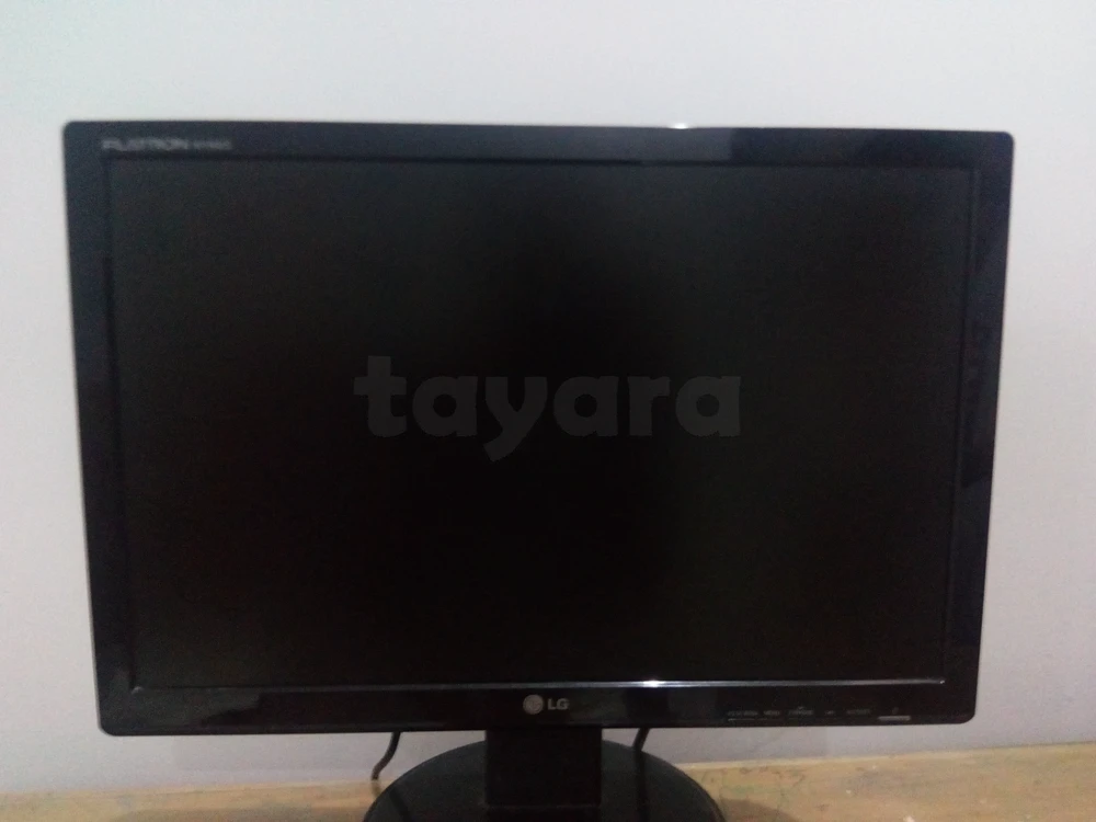 -- Ecran LG HD bon etat --