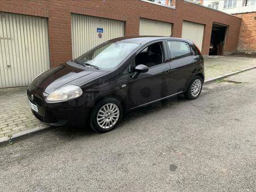 Carte voiture Fiat Punto