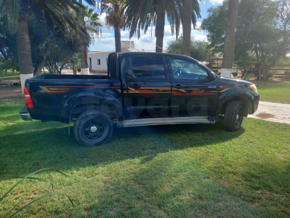 Carte voiture Toyota Hilux