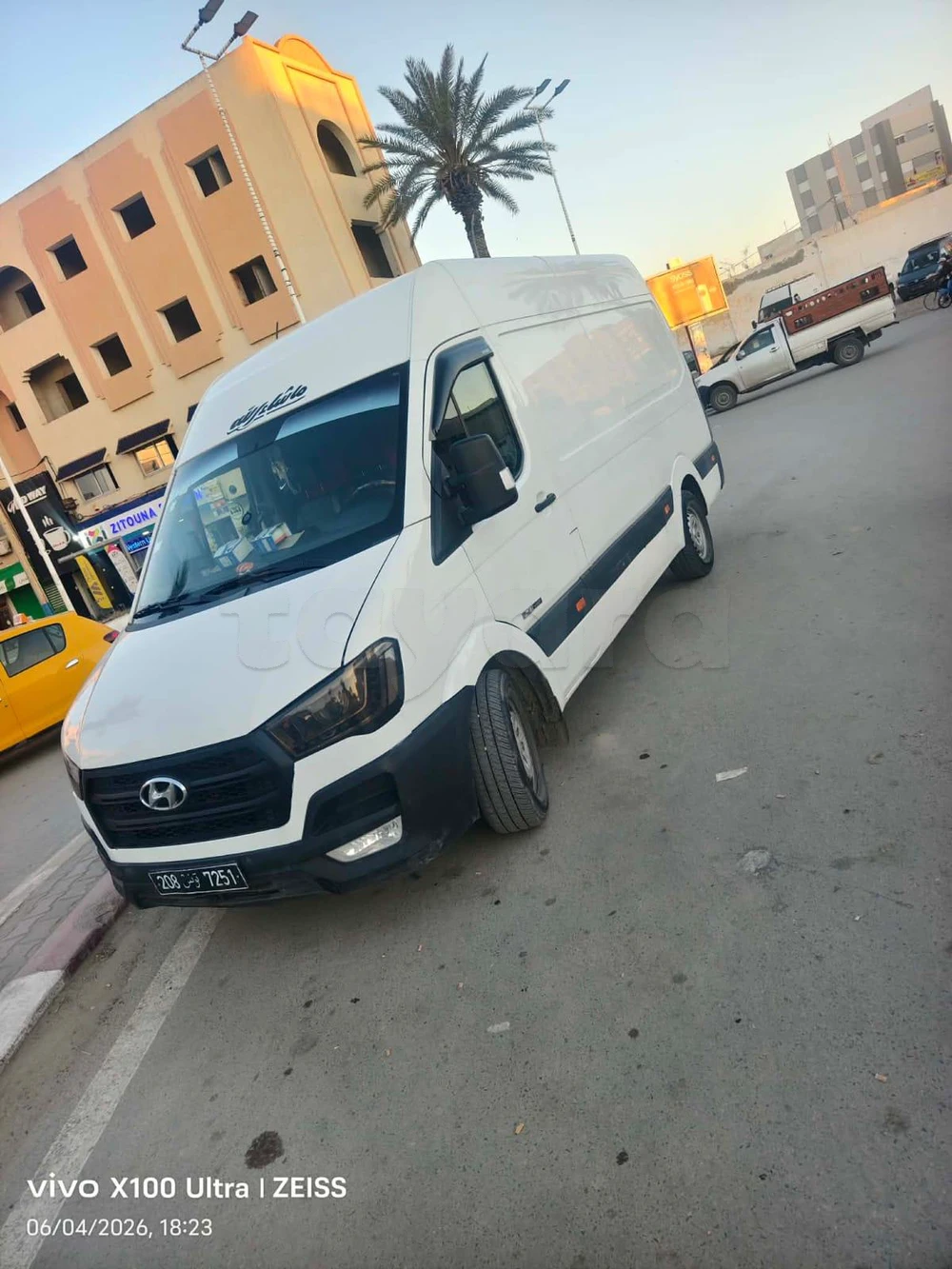 Hyundai H-1