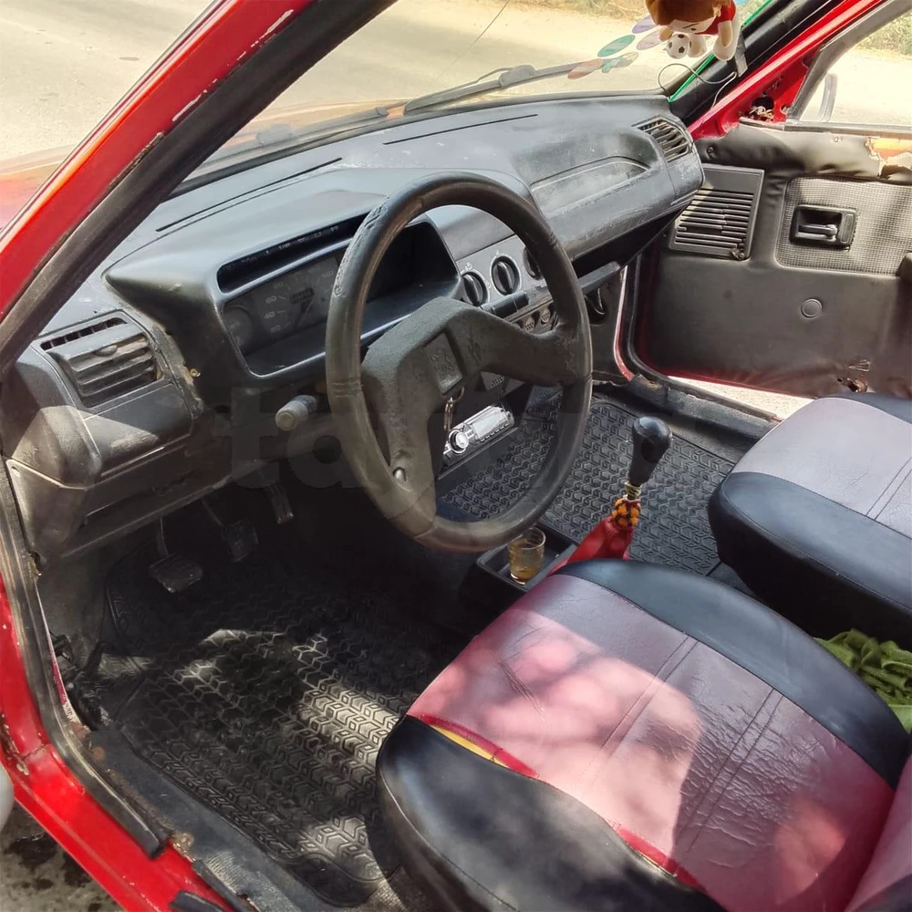 Peugeot 205