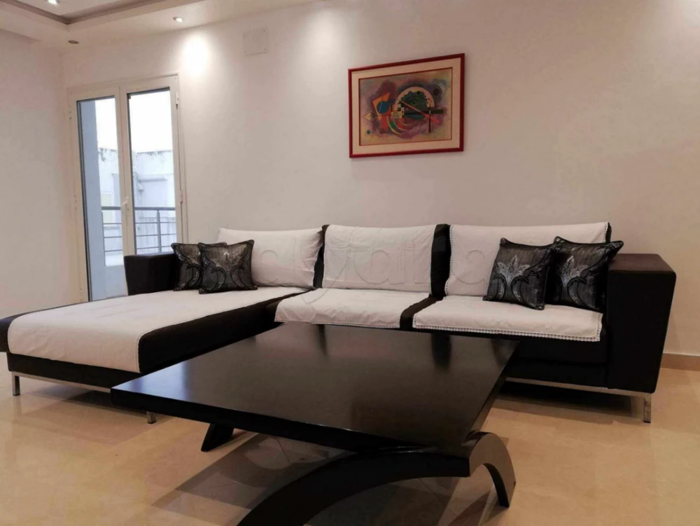 A louer pour l'année scolaire : Un appartement meublé s+3 à sidi salem bizerte immobilier