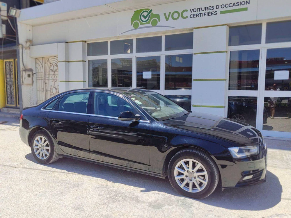 Carte voiture Audi A4
