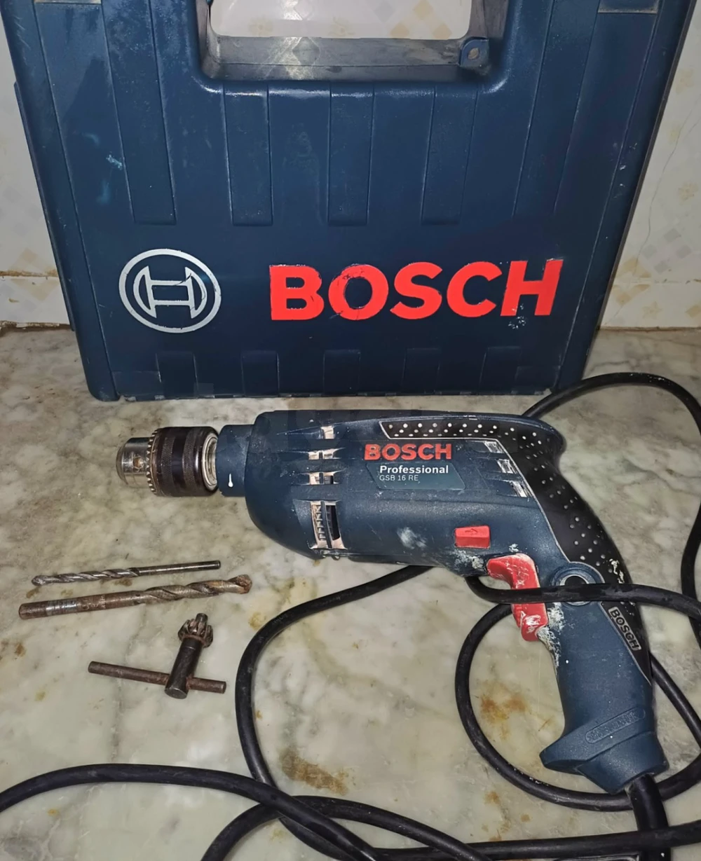 perceuse Bosch 700W en excellent état