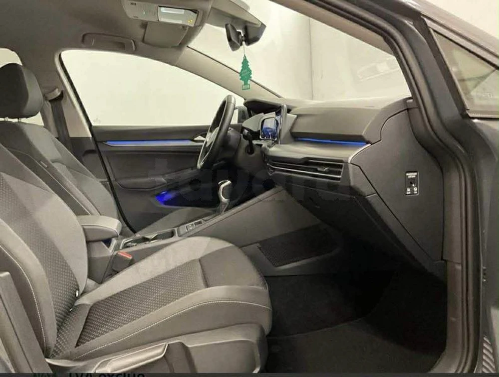 Carte voiture Volkswagen Golf 8