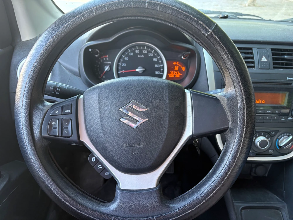 Carte voiture Suzuki Celerio