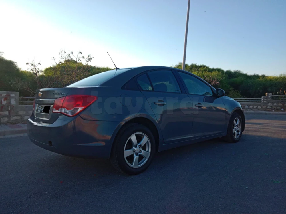 Carte voiture Chevrolet Cruze