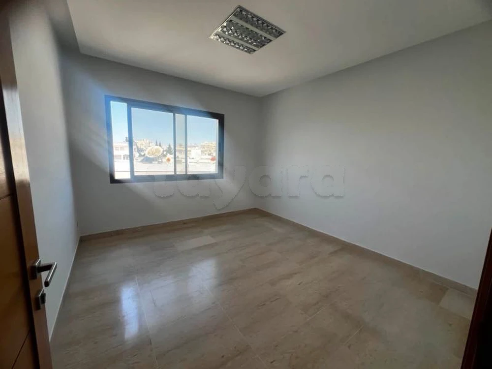 📍 ARIANA CENTRE – BUREAU H+3 À LOUER