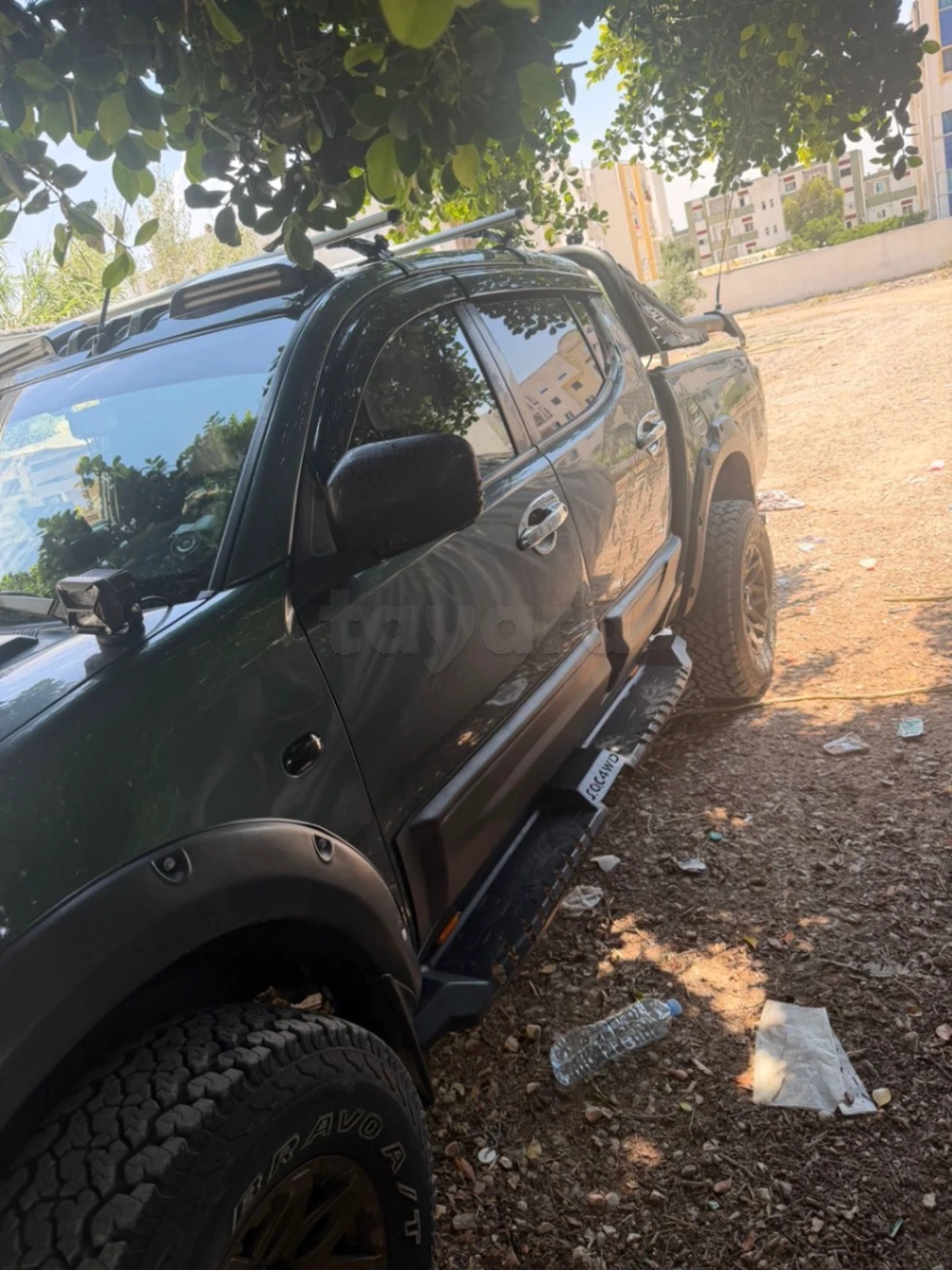 Mitsubishi L200