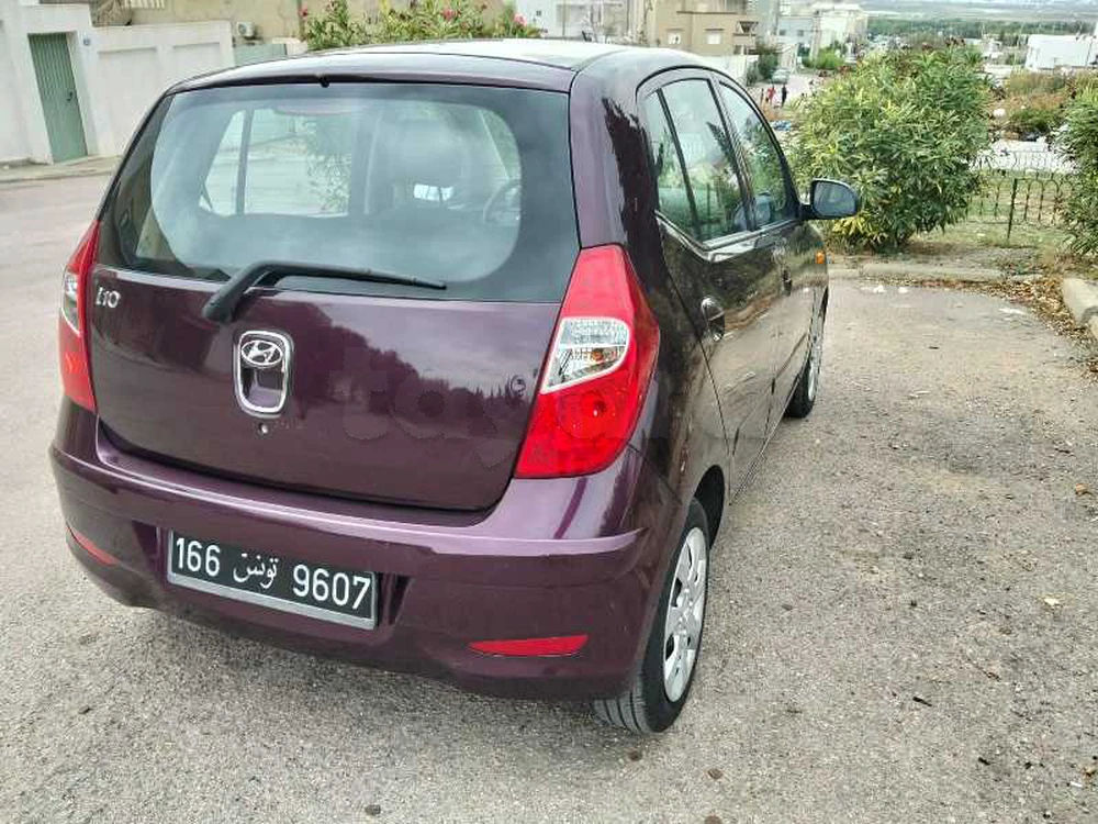 Carte voiture Hyundai i10