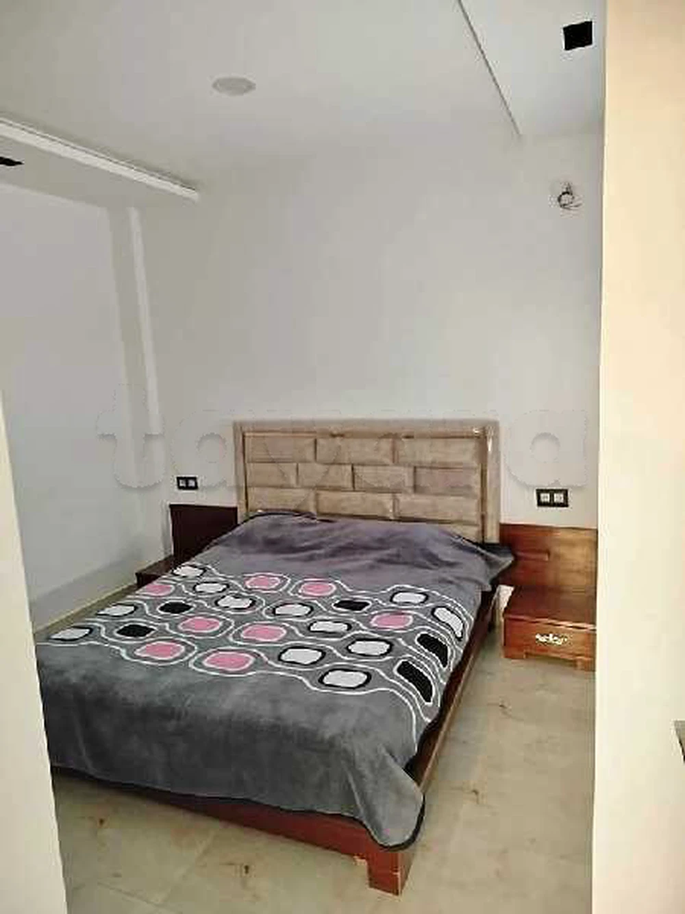 A louer appartement s+2 hts près aziza rue principale