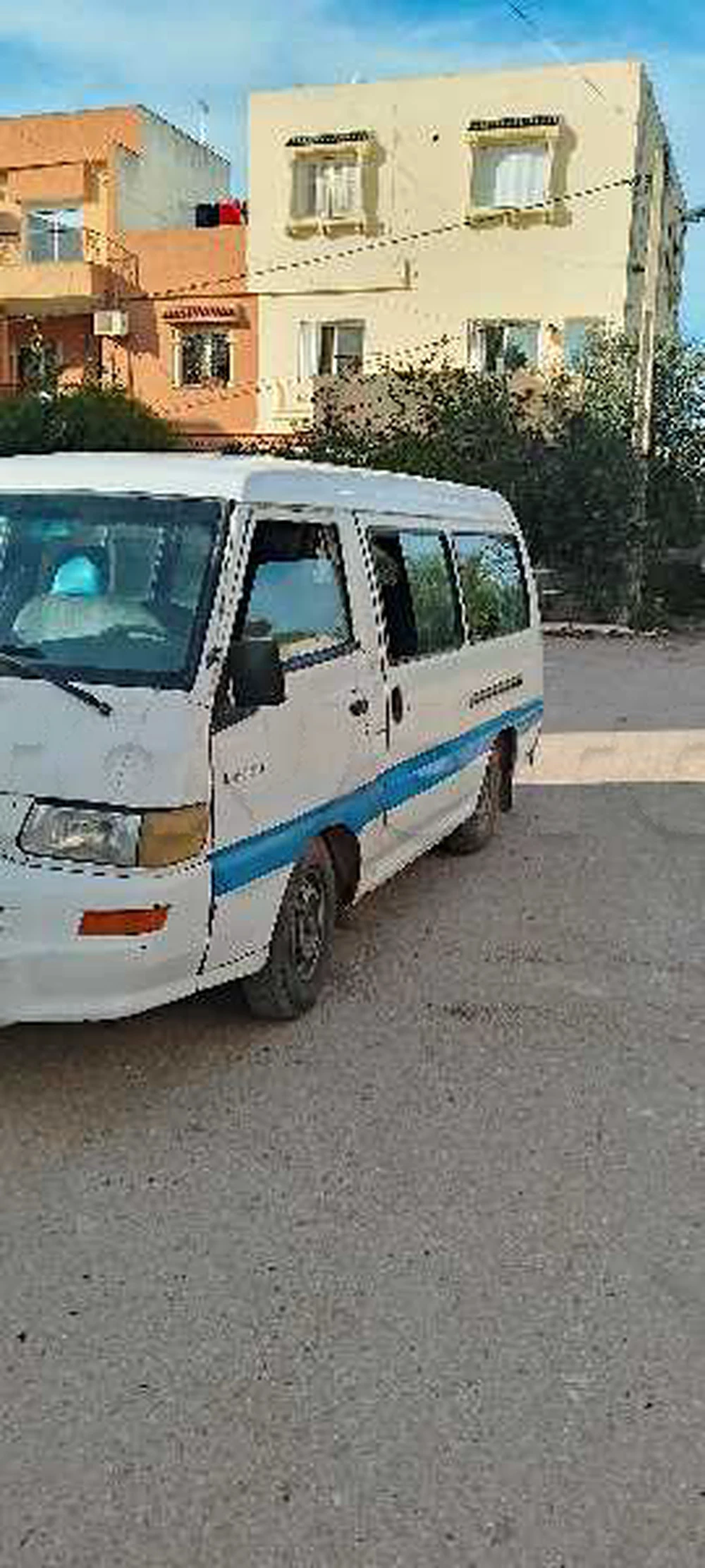 Carte voiture Mitsubishi L200