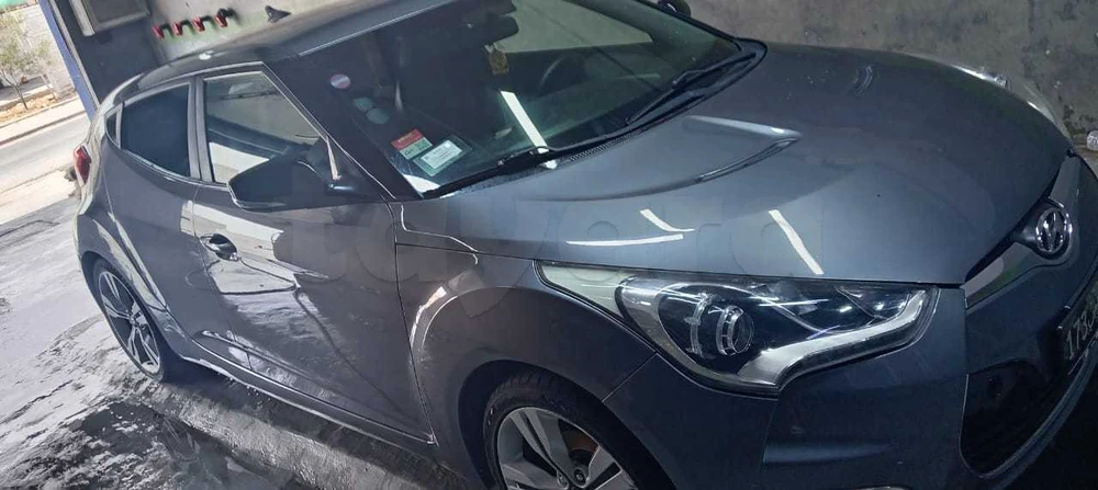 Hyundai Veloster