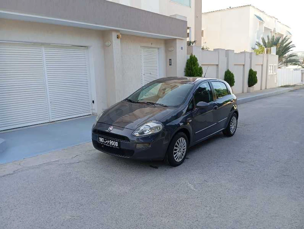 Carte voiture Fiat Grande Punto