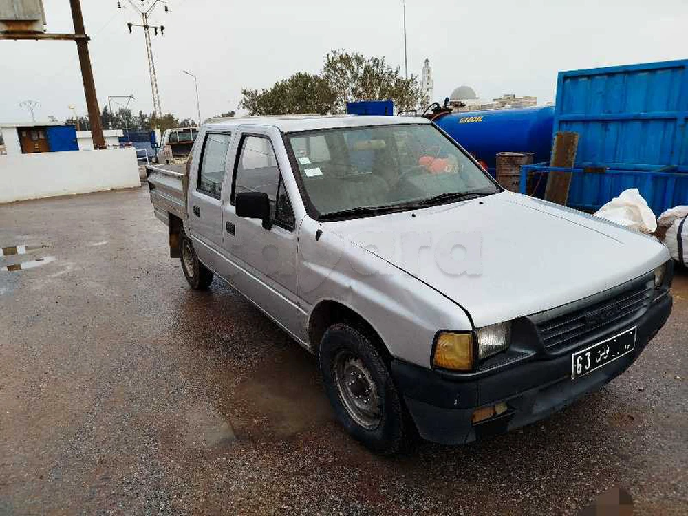 Isuzu Trooper