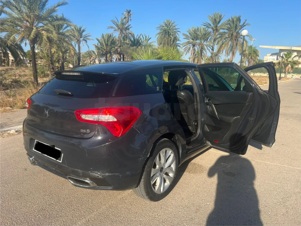 Citroen DS5