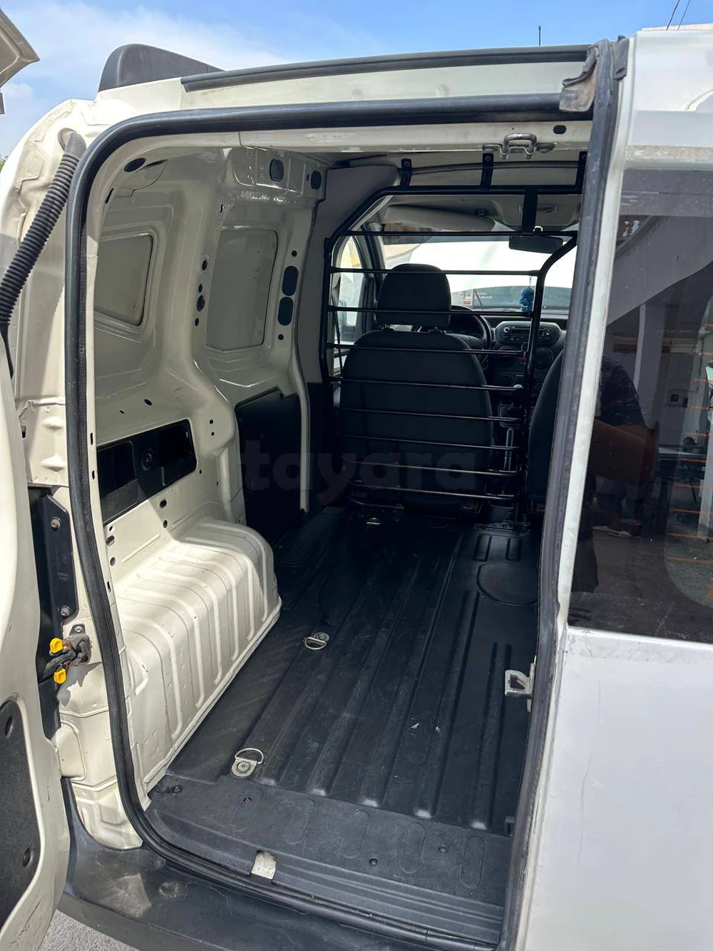 Carte voiture Peugeot Bipper