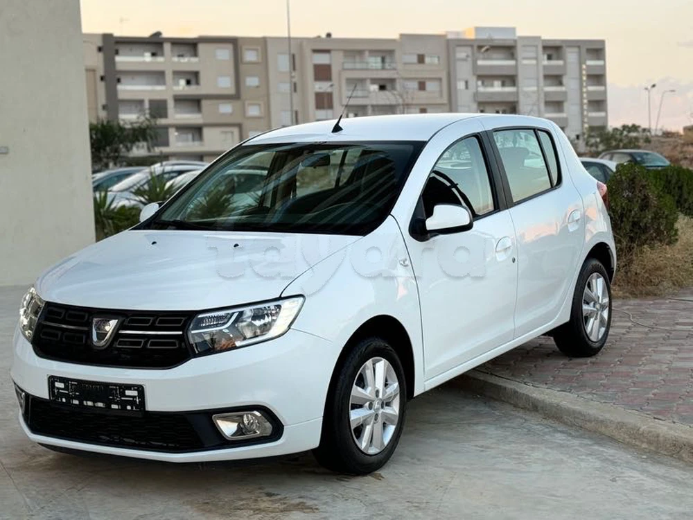 Carte voiture Dacia Sandero