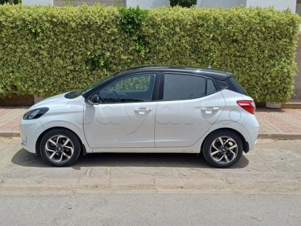 Carte voiture Hyundai i10