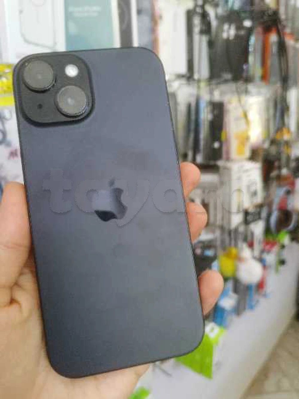 iPhone 15