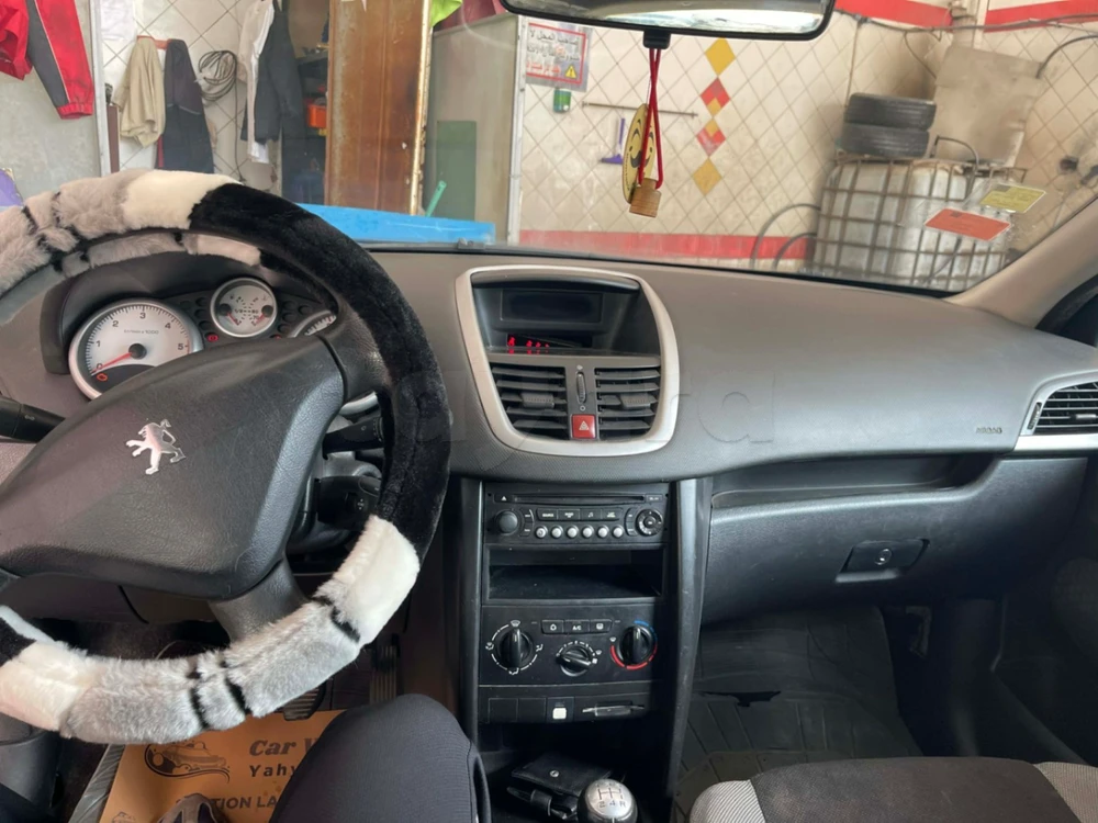 Carte voiture Peugeot 207