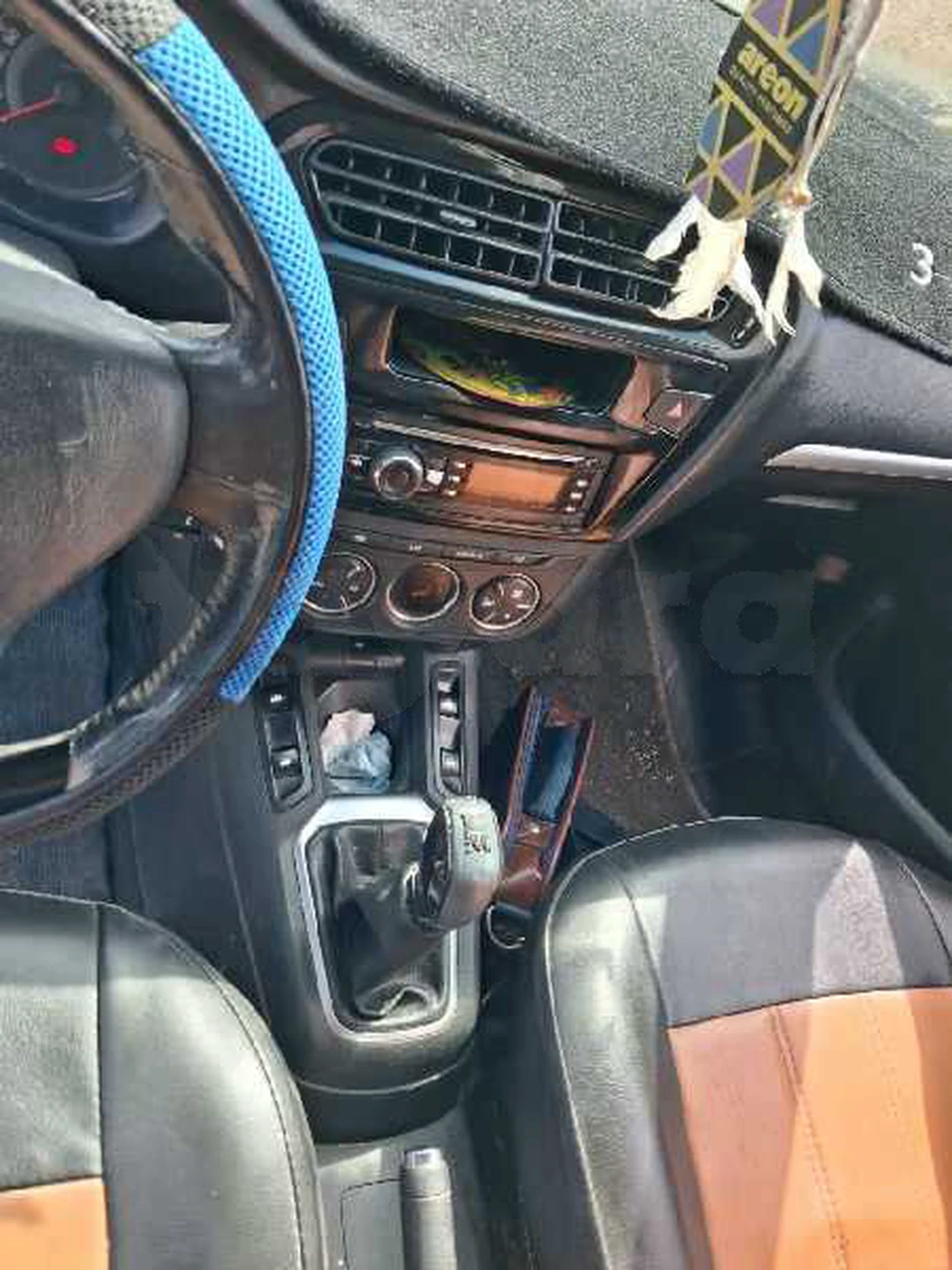 Peugeot 301