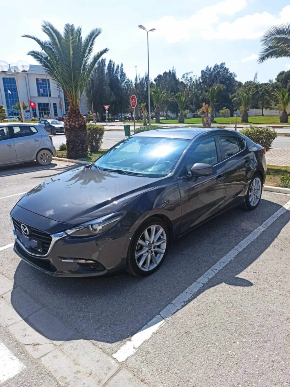 Carte voiture Mazda 3