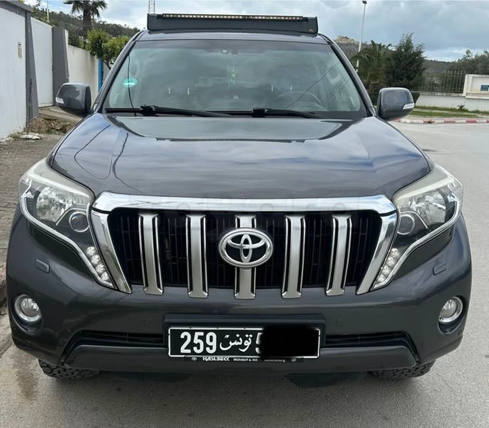 Carte voiture Toyota Prado