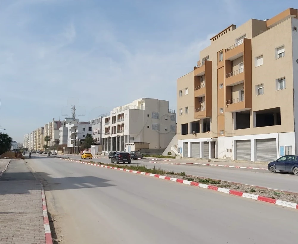 A LOUER CABINETS POUR MEDECIN / LABORATOIRE / CENTRE DE RADIOLOGIE A AIN ZAGHOUAN NORD