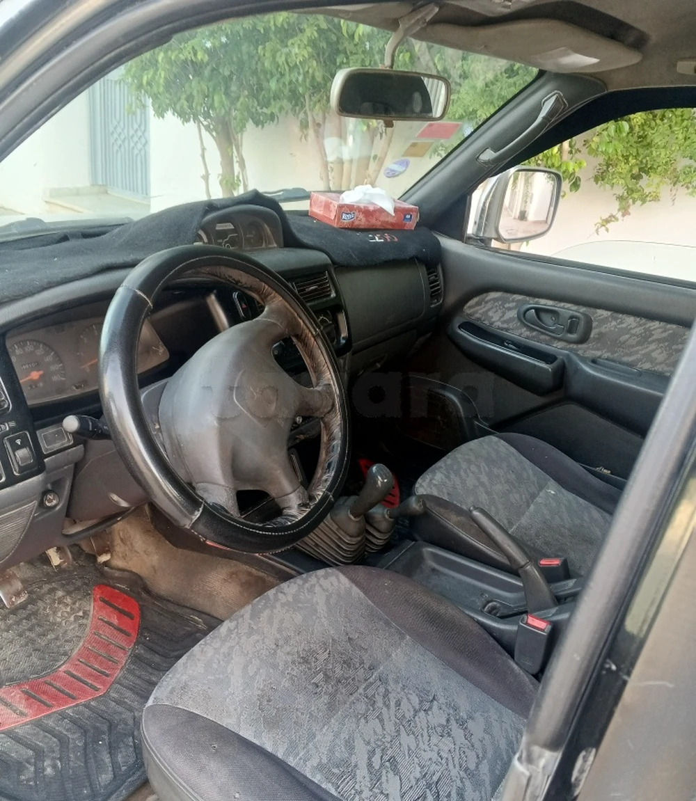 Carte voiture Mitsubishi L200