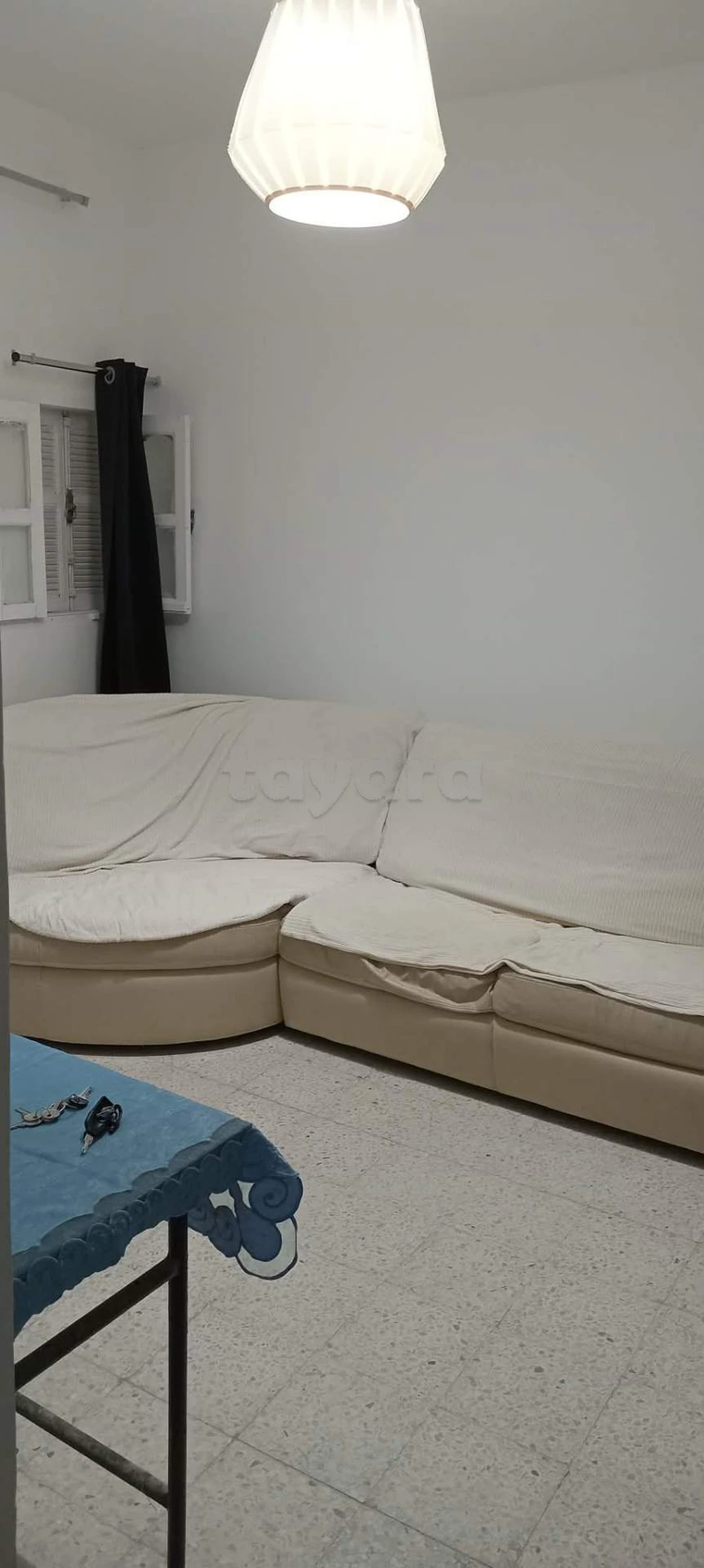 un petit studio meublé